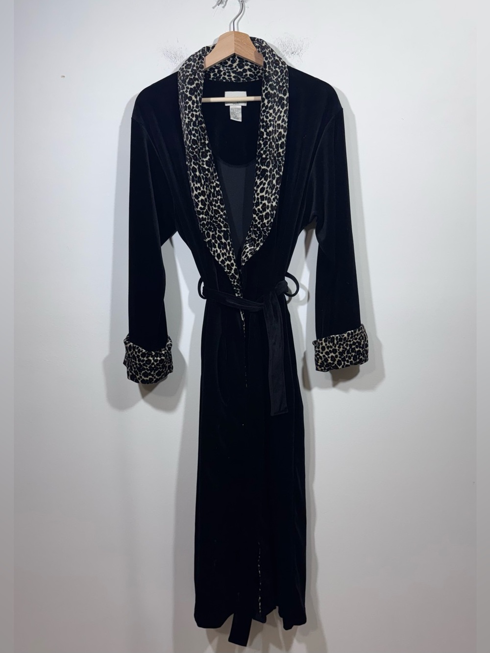 Vintage Amanda Stewart Black Velvet Robe Leopard Print Collar Size Small Glam